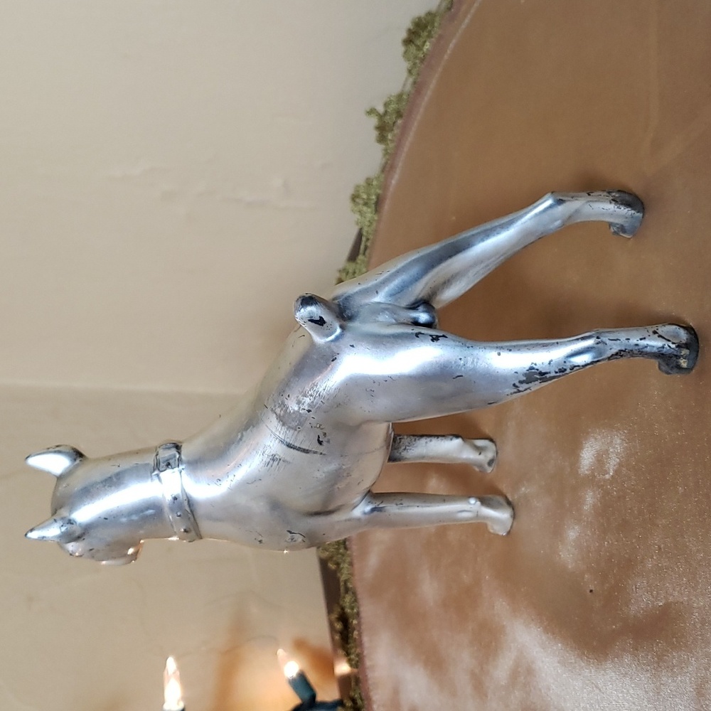 Boxer Dog Statue - Picture 4 of 9